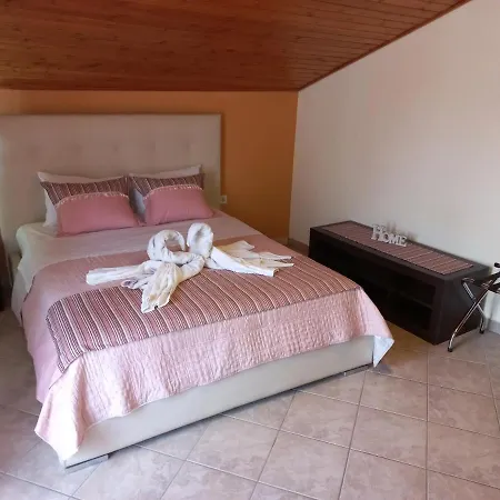 Sofita View Apartamento *